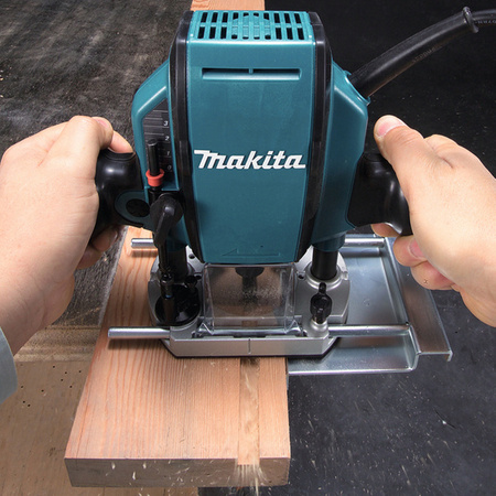 Frezarka górnowrzecionowa Makita RP0900, 900W, 8mm