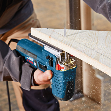 Wyrzynarka Bosch GST 160 CE 800W LBox