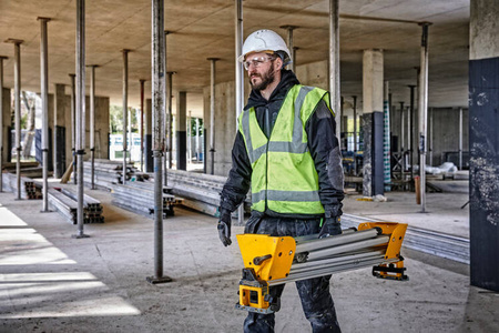 DeWALT Uniwersalne stół do ukośnic DE7033-XJ długość 110 cm po rozłożeniu 250 cm