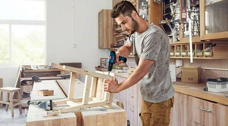 Bosch Wkrętarka GSB 120-Li 2x2,0Ah Li-Ion, walizka, ładowarka GAL1210CV