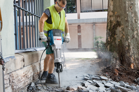 Młot udarowy Bosch GSH 27 VC 2000W/62J w kartonie