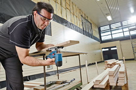 Akumulatorowa wyrzynarka Bosch GST 10,8 V-Li , bez ładowarki i akumulatorów w kartonie i z wkładką do LBox