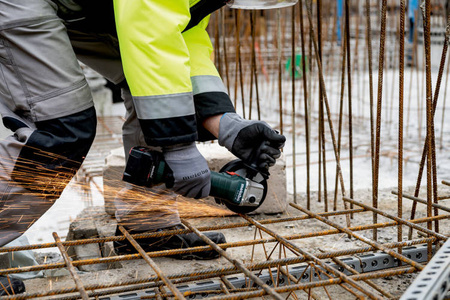 Metabo Akumulatorowa szlifierka kątowa  W 18 L 9-125  bez akumulatorów i ładowarki (carcass) + Metabox