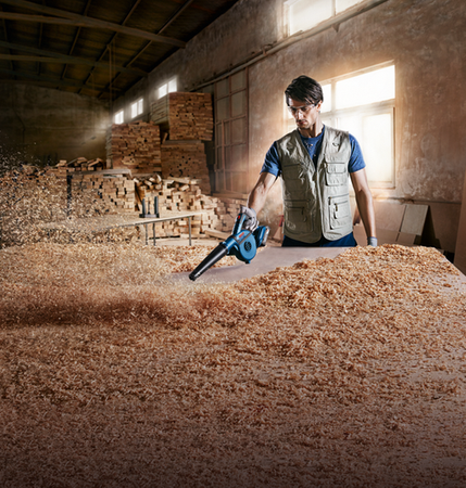 Dmuchawa akumulatorowa Bosch GBL 18V-120 , bez akumulatorów i ładowarki