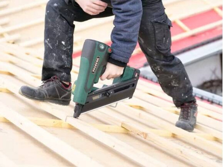 Prebena Gwoździarka akumulatorowa HYBRID PR100 SET4, ładowarka, 1 x akumulator 4.0 Ah, walizka, butla