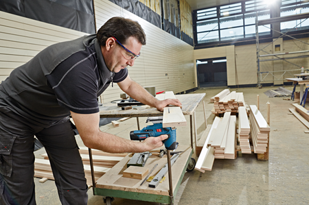 Akumulatorowa wyrzynarka Bosch GST 10,8 V-Li , bez ładowarki i akumulatorów w kartonie i z wkładką do LBox