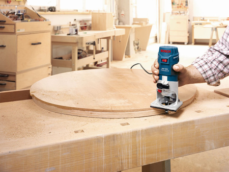 Frezarka Bosch GKF 600 Professional 600 W 33000 obr\min; uchwyt 6,0\8,0 mm, walizka