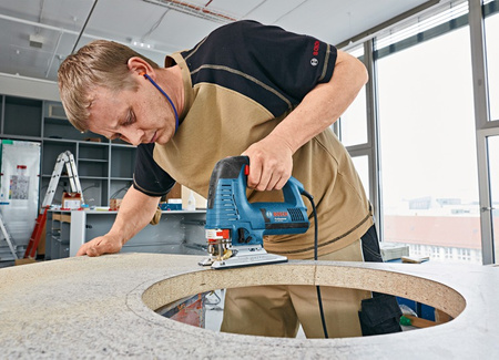 Wyrzynarka Bosch GST 160 BCE 800W LBox