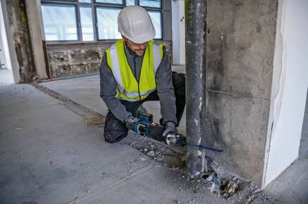 Bosch Piła szablasta 18V GSA 185-Li 1 x 5,0 Ah, karton