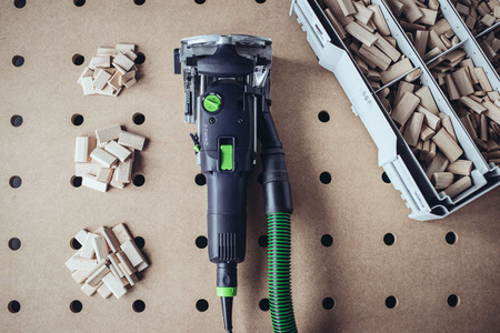 Festool Frezarka do połączeń DF 500 Q-Plus wersja limitowana na 100 lat z czapką i w niebieskim Systainerze