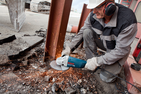 Bosch Szlifierka kątowa GWS 24-230JH 2400W