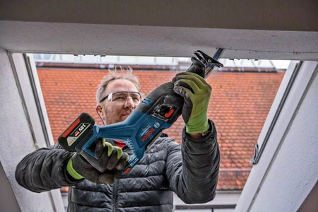 Bosch Piła szablasta 18V GSA 185-Li 1 x 5,0 Ah, karton