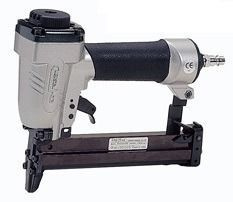 Zszywacz stolarski Ez-Fasten 90/25 AC na zszywki typ 90 do 25 mm