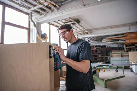 Bosch Akumulatorowa szlifierka oscylacyjna GSS 18V-13 bez aku, L-Boxx